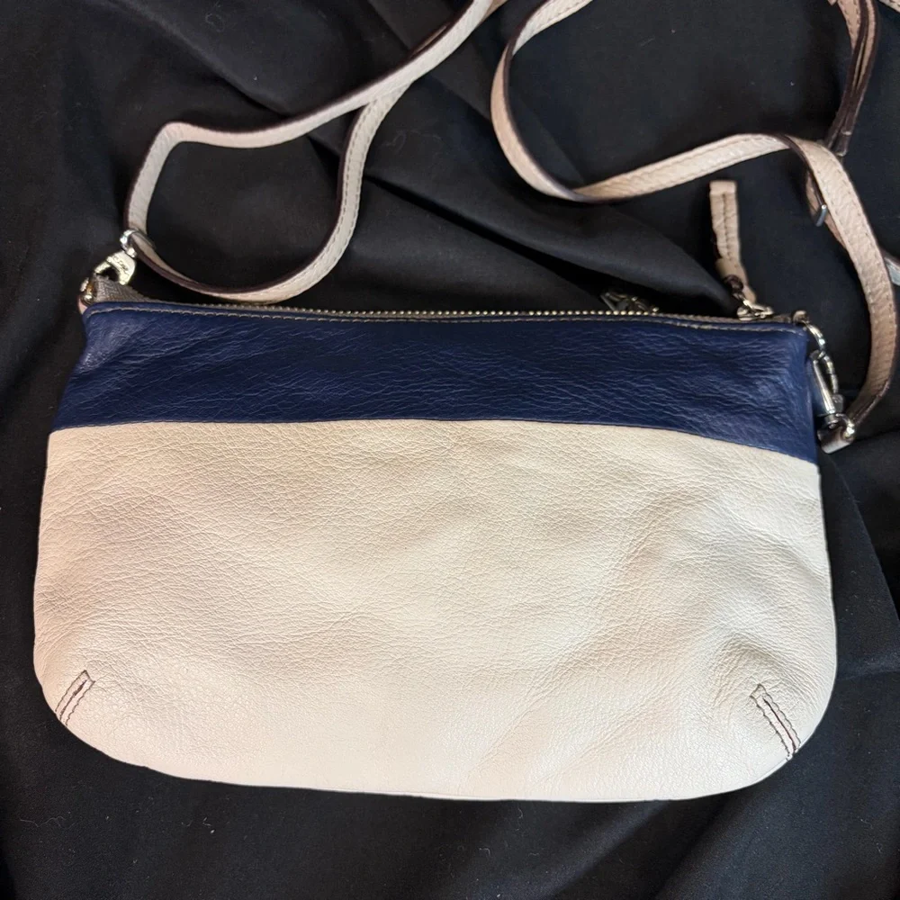 Brighton Crossbody Bag in Cream and Blue